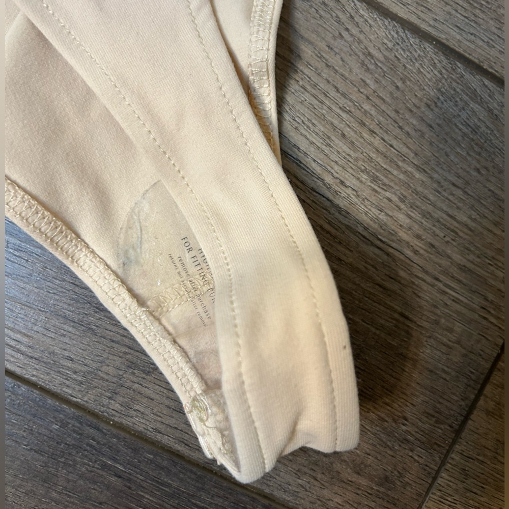 Women’s free people bodysuit. NWOT. Medium. - Picture 3 of 3
